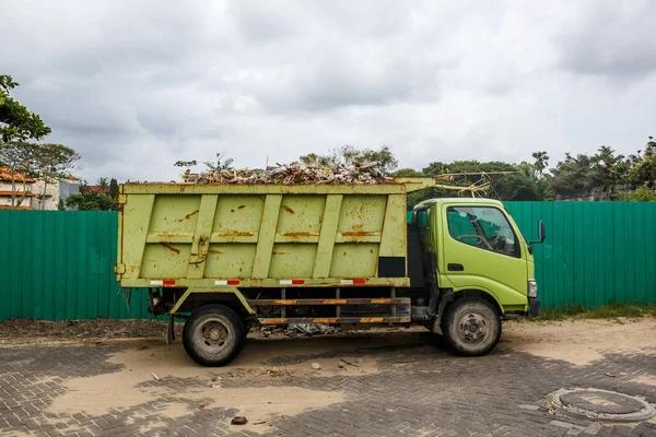 Trusted Junk Removal Service Near Me for Stress Free Removal