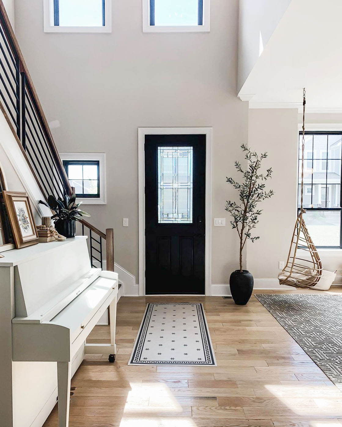 Smart Room Decor Solutions for Apartments