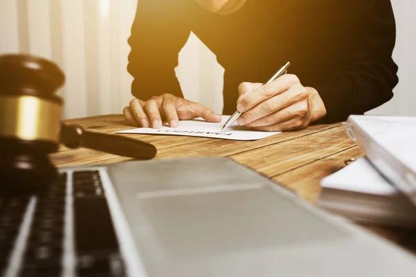 What to Expect from a Personal Injury Attorney in Torrance